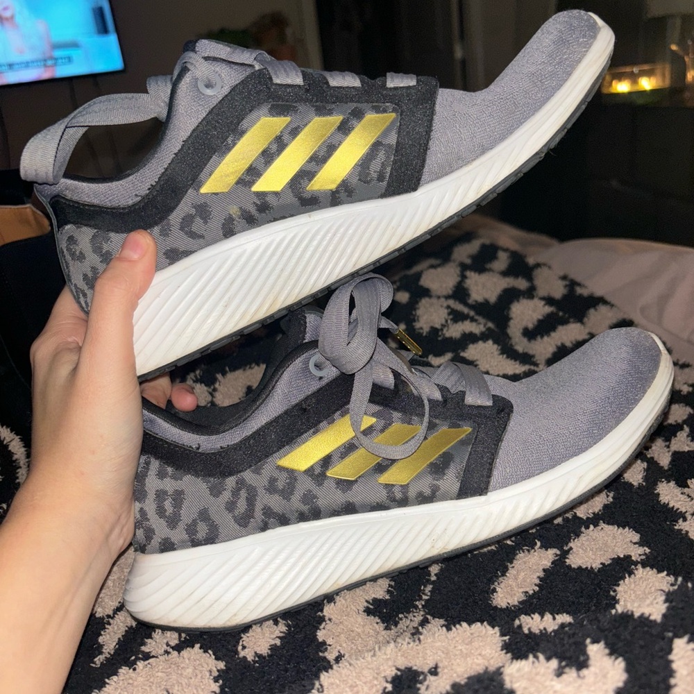 Adidas running shoe size 8